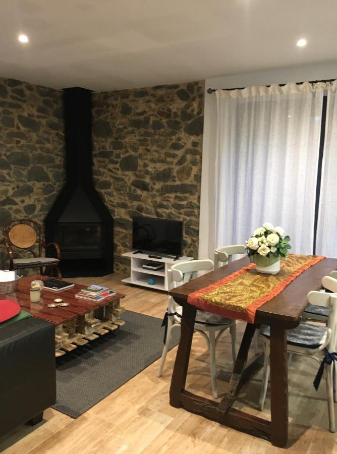 Appartamento Torre De La Ferreria Tona Esterno foto