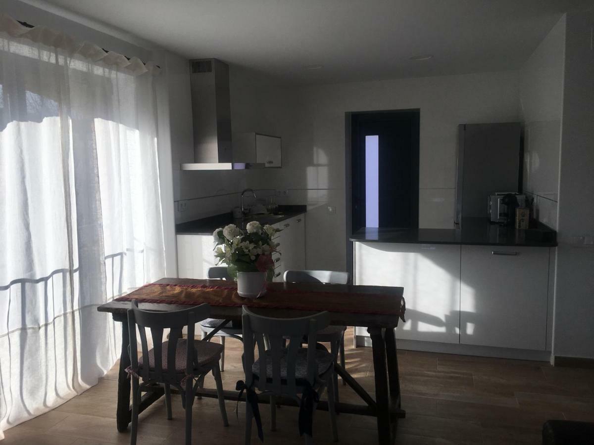 Appartamento Torre De La Ferreria Tona Esterno foto